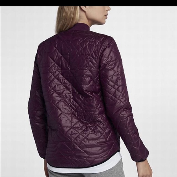 Women’s Nike Quilted Bomber Jacket - Picture 3 of 7